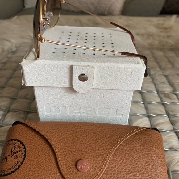 Ray-Ban - Picture 2 of 3